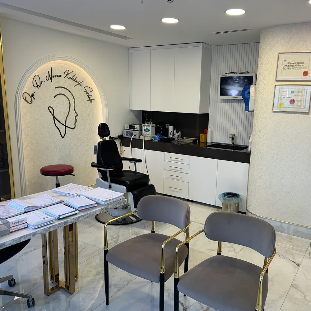 Inside the clinic — İstanbul
