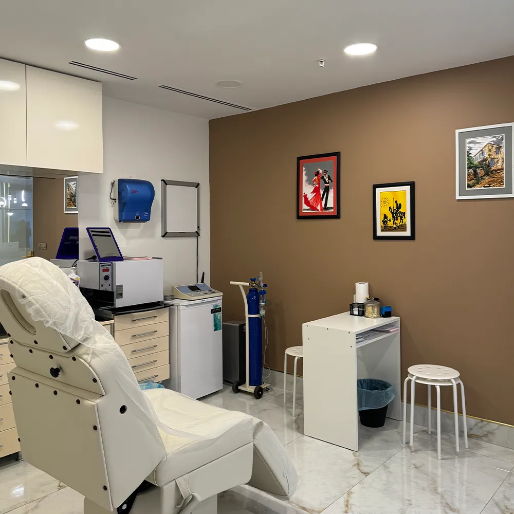 Inside the clinic — İstanbul